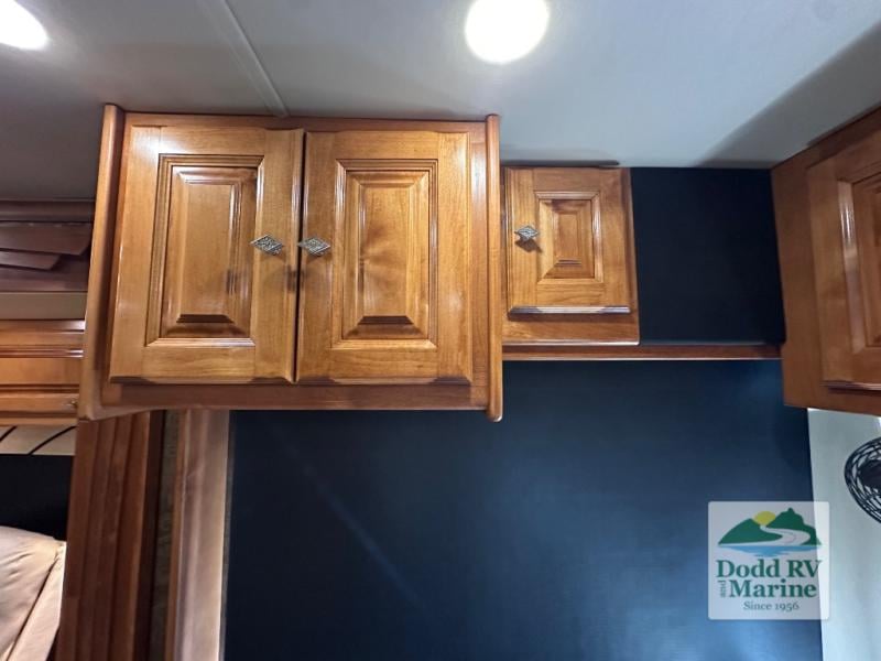Pre-Owned 2015 Tiffin Motorhomes 40 AH - photo - 52