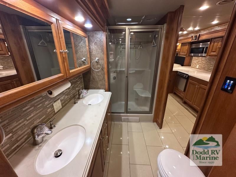 Pre-Owned 2015 Tiffin Motorhomes 40 AH - photo - 42