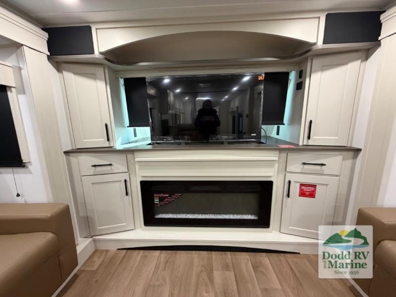 New 2026 Grand Design 380FL - photo - 34