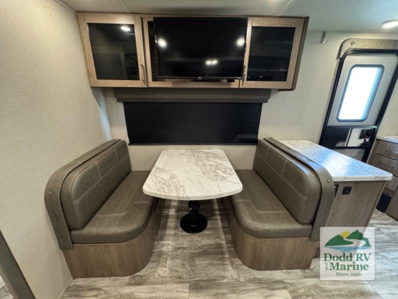 Pre-Owned 2023 Grand Design 23LDE - photo - 17