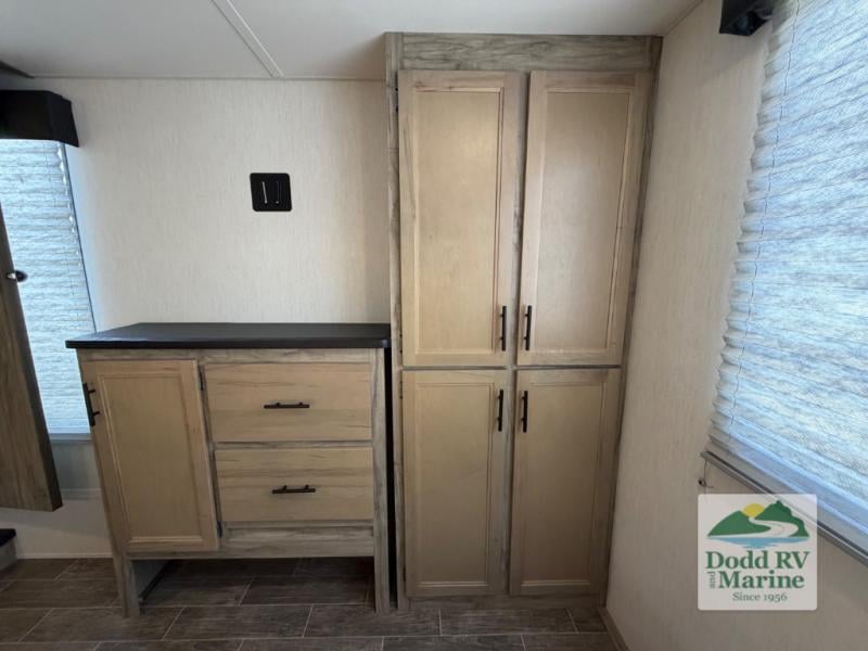 Pre-Owned 2022 Forest River RV 3990 - photo - 50