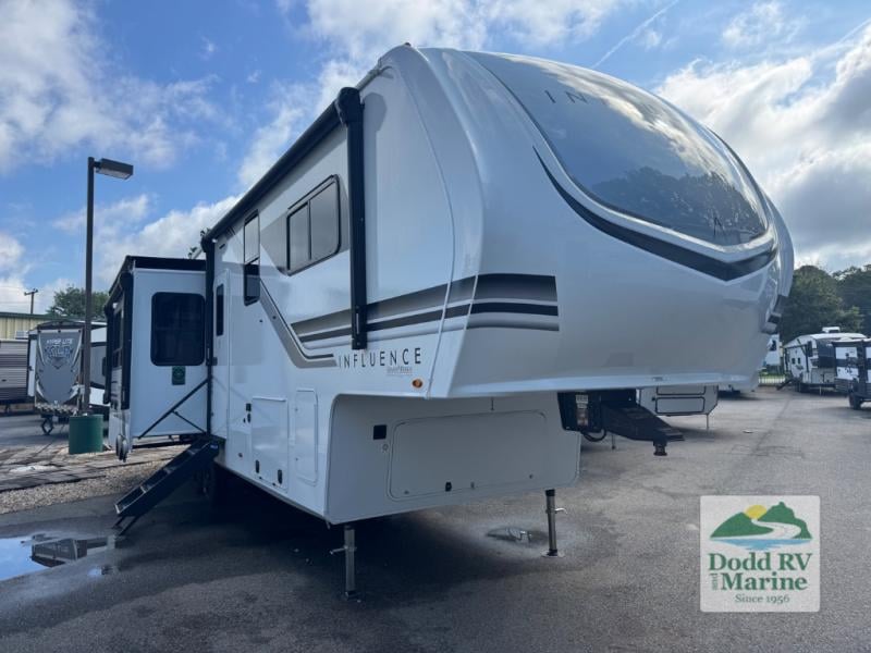 New 2026 Grand Design 3003RL - photo - 0