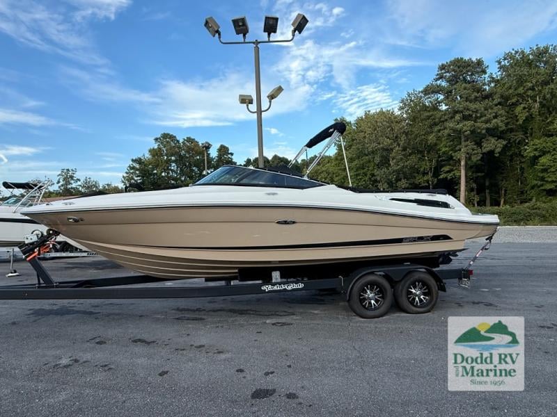 Pre-Owned 2016 Sea Ray 250 - photo - 3