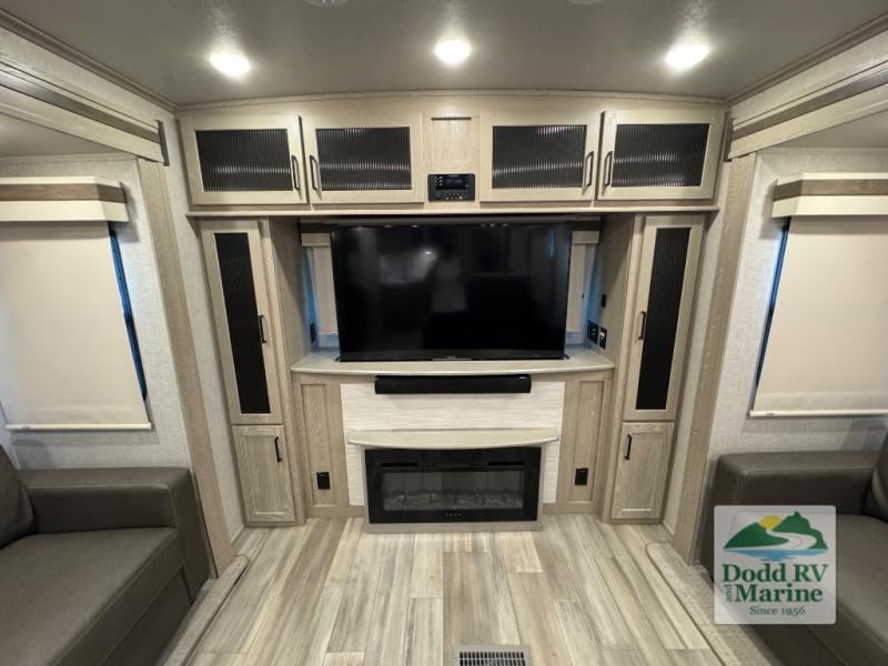 Pre-Owned 2022 Forest River RV 8324SB - photo - 10