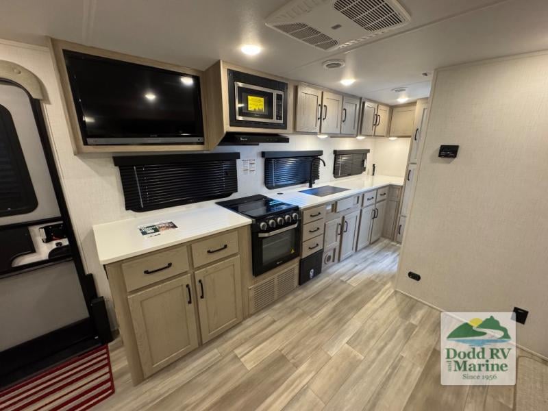 Pre-Owned 2024 Forest River RV 2517S - photo - 8