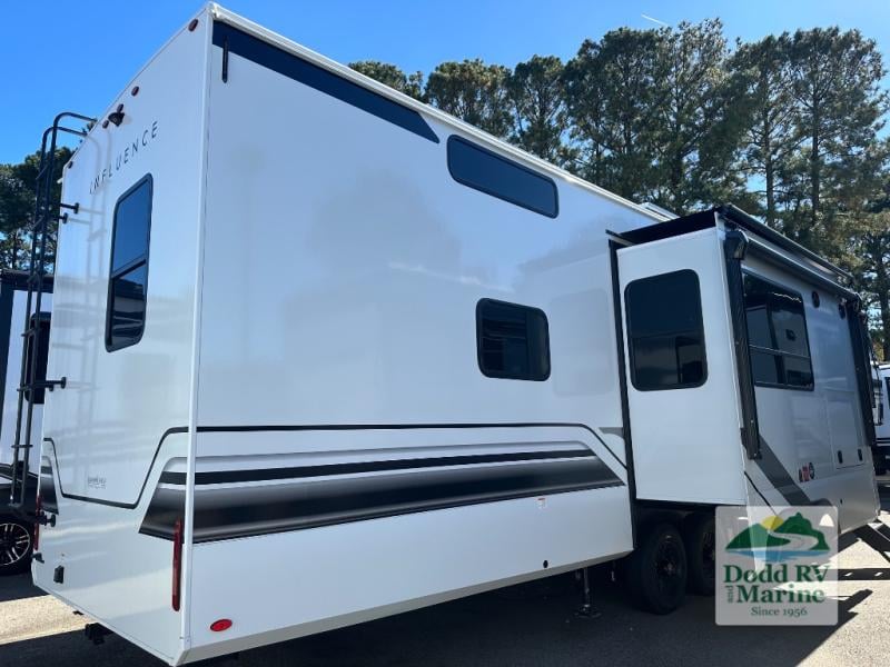 New 2026 Grand Design 3804DS - photo - 2