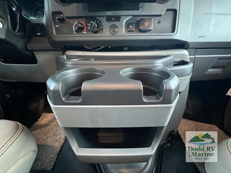 New 2026 Coachmen RV 260DS Ford 450 - photo - 48