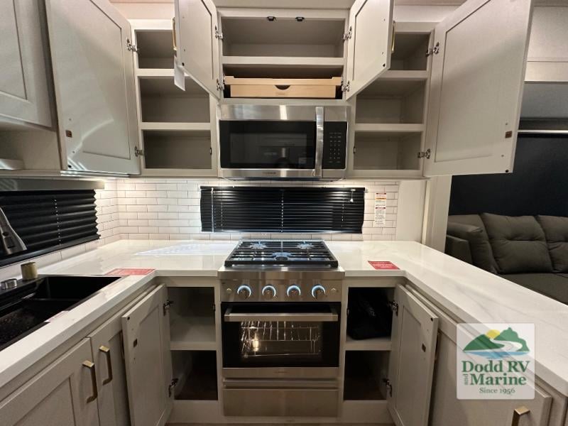 New 2026 Grand Design 3203GK - photo - 7
