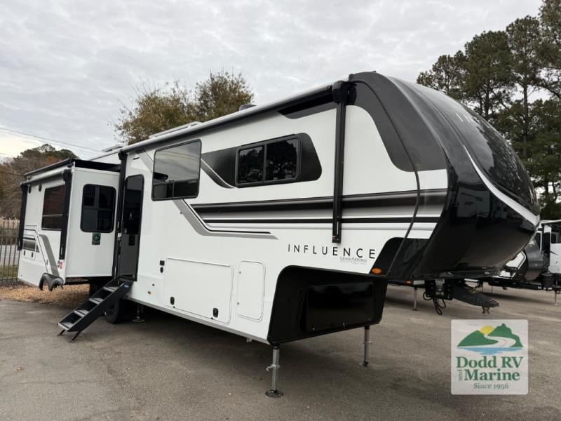 New 2026 Grand Design 3203GK - photo - 0