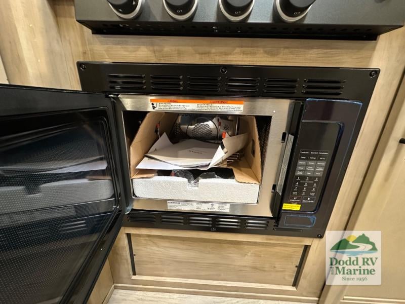 New 2026 Forest River RV 304SR - photo - 11