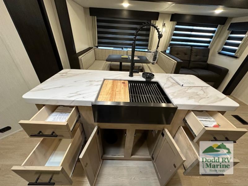 New 2026 Forest River RV 304SR - photo - 15