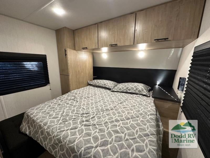 New 2026 Forest River RV 304SR - photo - 24