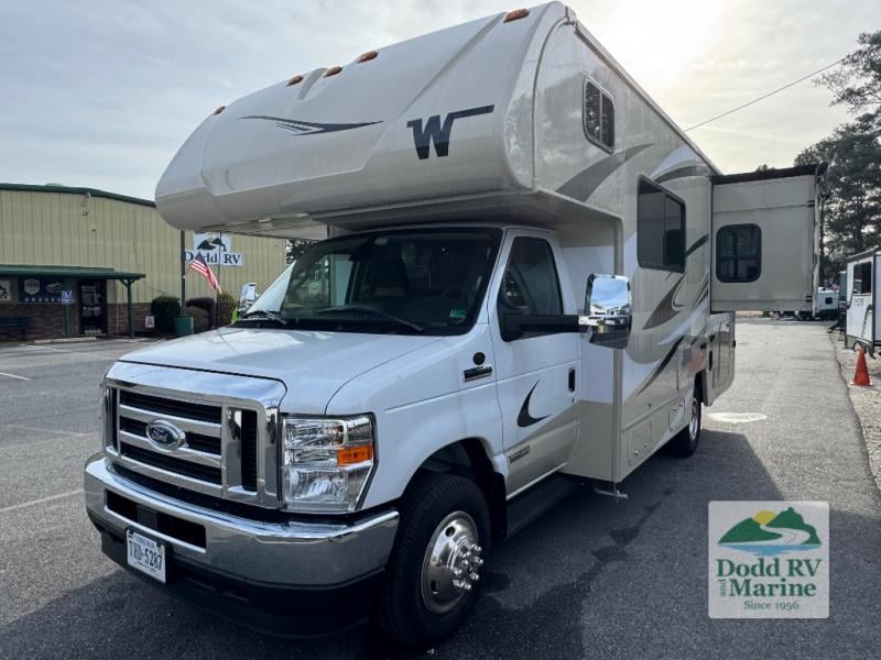 Pre-Owned 2025 Winnebago 22M - photo - 2
