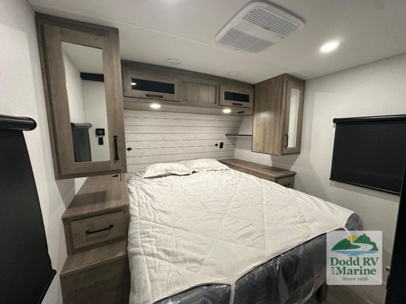 New 2026 Forest River RV 2430BHS - photo - 28