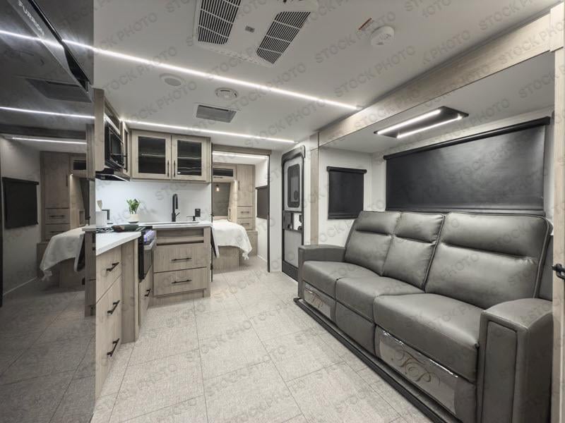 New 2026 Grand Design 22RBE - photo - 4